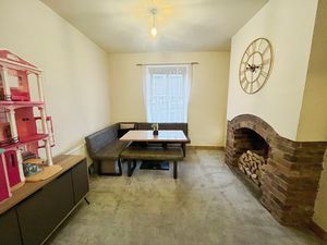 Dining room- click for photo gallery